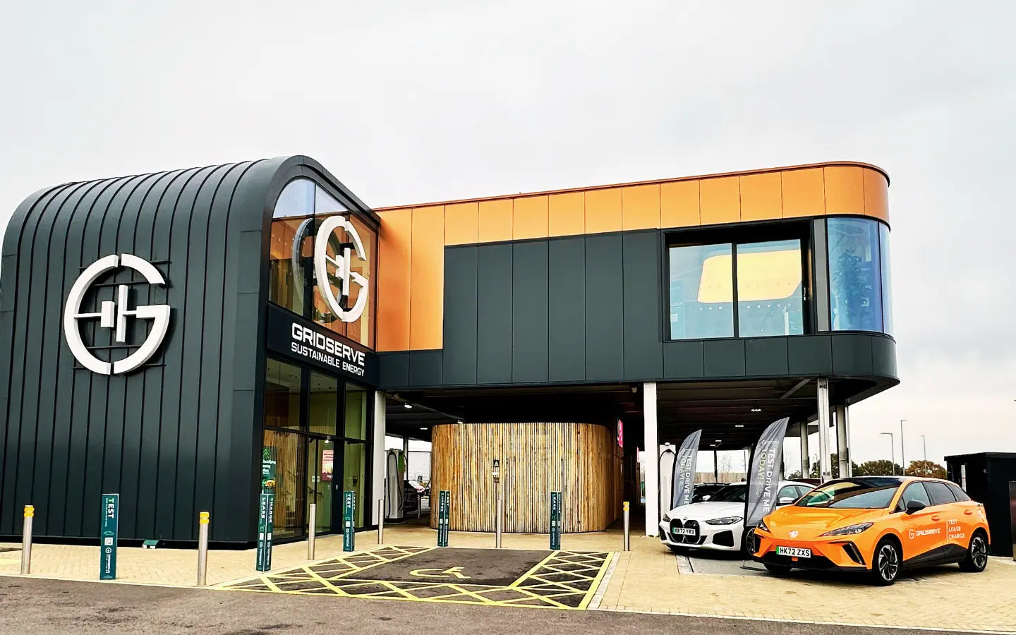 GRIDSERVE Charging Stations Unplugged: A GRIDSERVE Guide